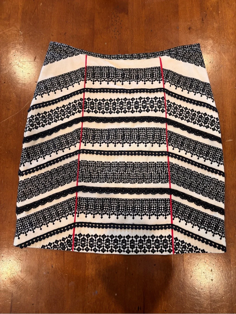 Anthropologie Tabitha Piped Lace Pencil Skirt Black White Red US8